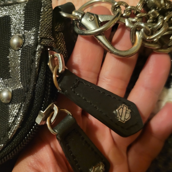 Harley-Davidson Black and Silver Women's Bag - Picture 10 of 11